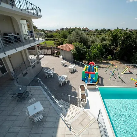 Aparthotel Sicily Luxury Con Jacuzzi Gravina di Catania